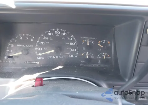 1997 GMC Suburban 1500 Sl z USA, uszkodzony, nr VIN 1GKFK16RXVJ732917